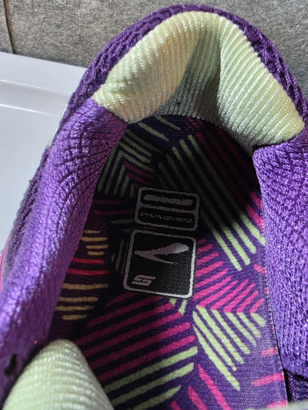Brooks breathable purple
